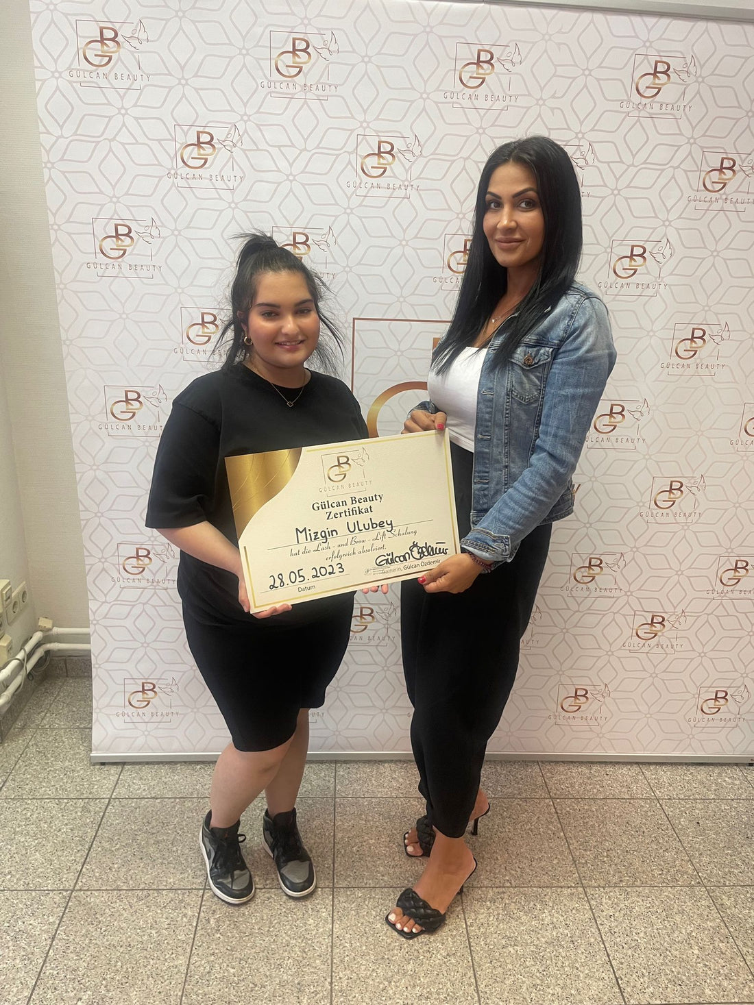 Perfektionstraining PMU Brows